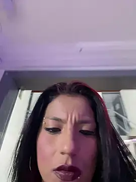 SamathaMay live cam on StripChat