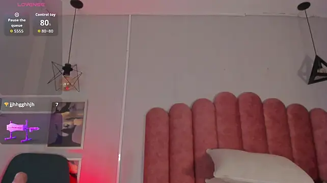 nicki-west live cam
