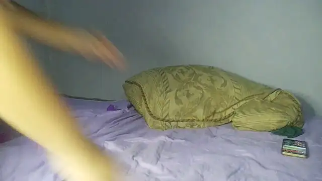 Andyyjesus live cam on StripChat