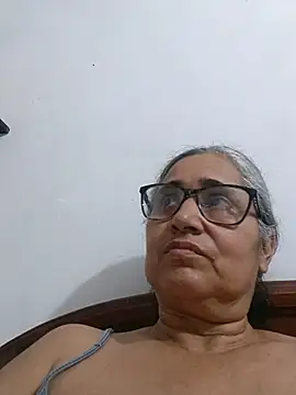 _candi live cam on StripChat
