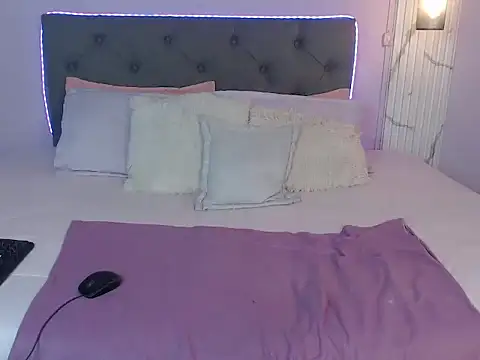 Evelynn_fox_ live cam on StripChat