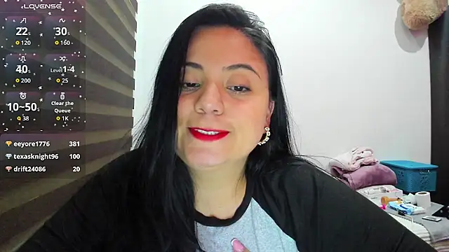 aleteacher live cam on StripChat