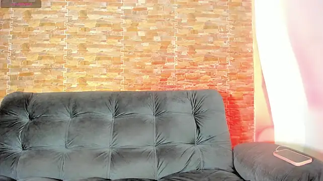 _katty_grey_ live cam on StripChat