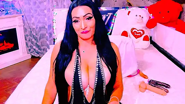 AmyraSunris live cam on StripChat