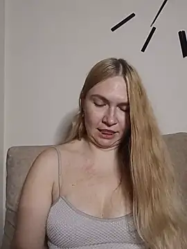 KisaVixen live cam on StripChat