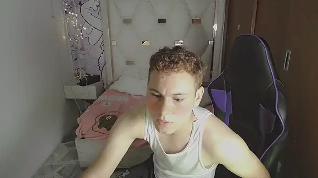 Joshpi_31 live cam on StripChat