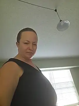 julimonroe live cam