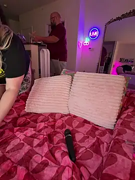 PiggyRose live cam on StripChat