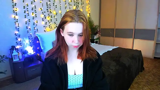 MooonlightSky live cam on StripChat