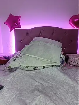 Melinaa-sex live cam on StripChat