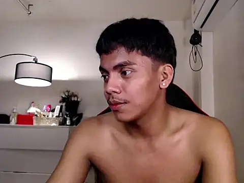 asianboyhunt (M young) - I am new here, please be kind & friendly