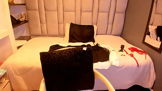 Barbara_fox__ live cam on StripChat