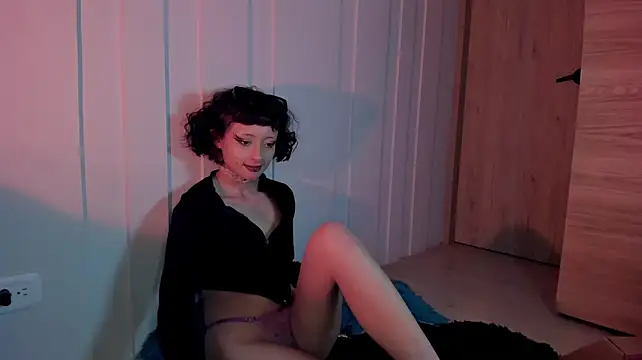Kleo_Muller- live cam on StripChat