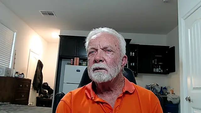 rockpoint69 live cam on StripChat