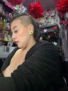 TamySweetness live cam on StripChat