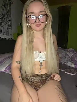 SexyyEmilyy