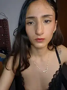Pau-Princess live cam on StripChat
