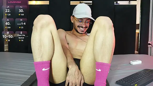 thomas_montiel (M young) - Plug in my ass ❤️