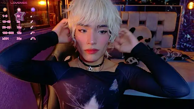 isaac_nova live cam on StripChat