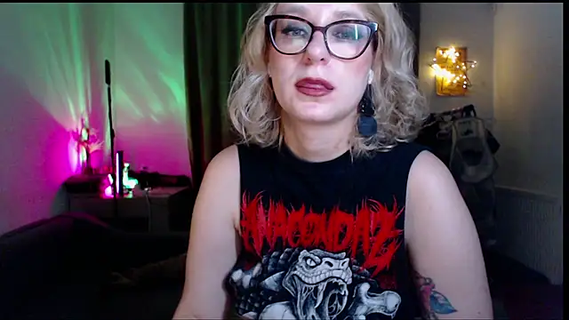 welliza live cam on StripChat