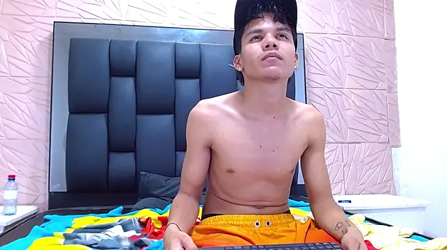 Timmy_How live cam on StripChat