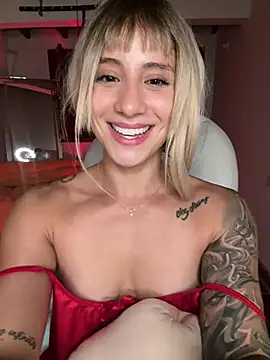 Live cam model Ale_Lewis broadcasting live