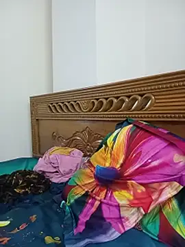 Softheart_97SN live cam on StripChat