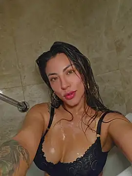 Karen_San_Miguel live cam on StripChat