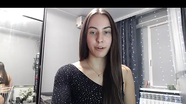 SierraSky_ live cam on StripChat