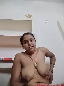 Sonam_shinde live cam on StripChat