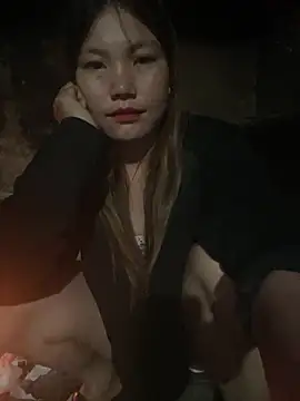 Bay-bi live cam on StripChat