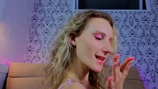 Aria_Pie live cam on StripChat