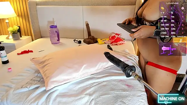 bounce_katty (F milf) - hot and juicy squirt on your cock