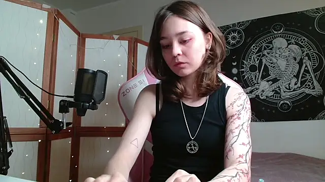 Mysterious_Toy live cam on StripChat