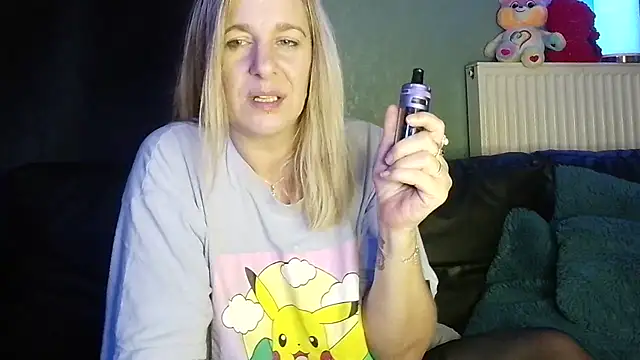 Delichieuse5 live cam on StripChat