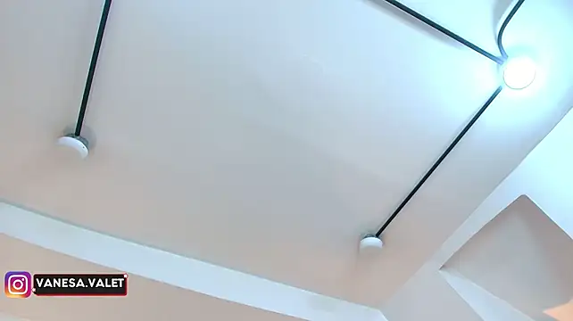 VanesaValet live cam on StripChat