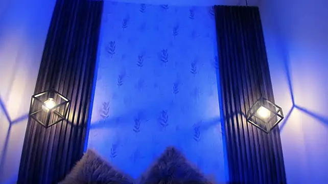 NahomyCarther live cam on StripChat