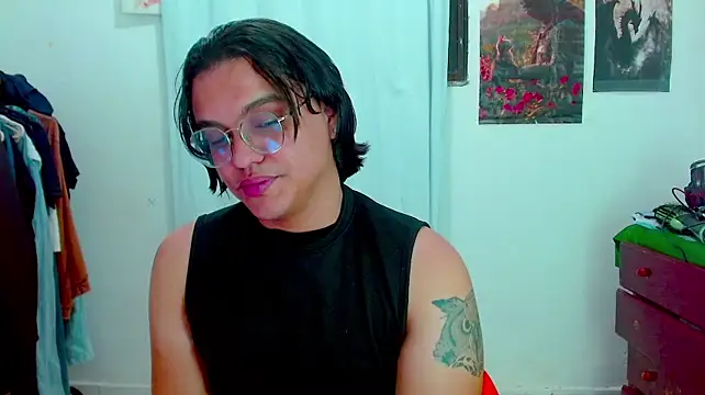 Diane_exotic live cam on StripChat