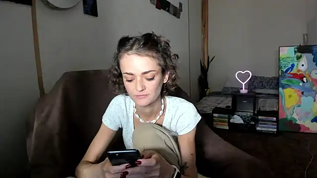 JennyLuuvv live cam on StripChat