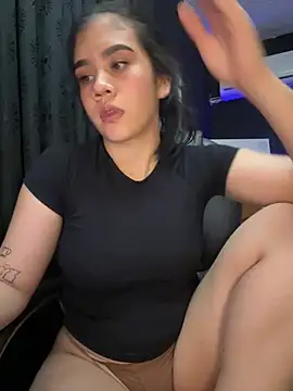 alhaana_ (F young) - OPEN LEGS!! OPEN PUSSY!!