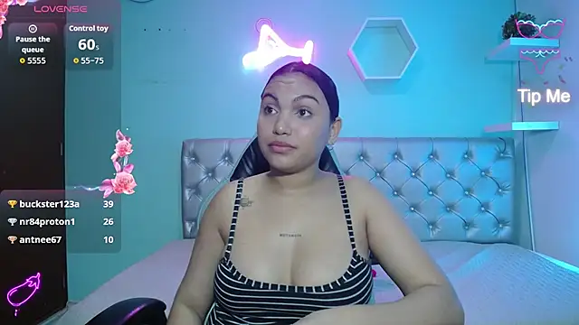 valeria_martinez19 live cam