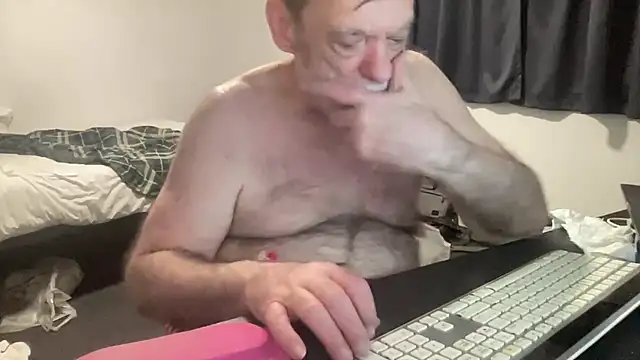 coach-karl live cam