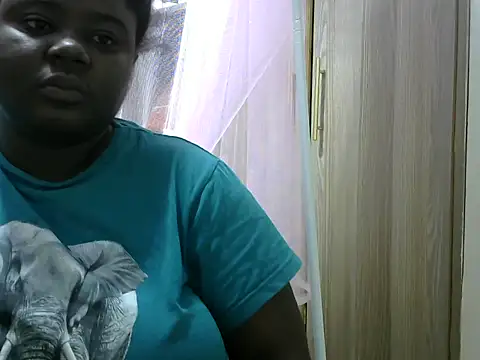 Leshe_ live cam on StripChat