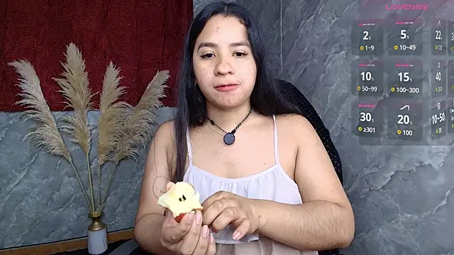 thepeach_ (F teen) - rub pussy