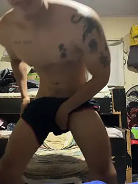 valdren_vylord live cam on StripChat