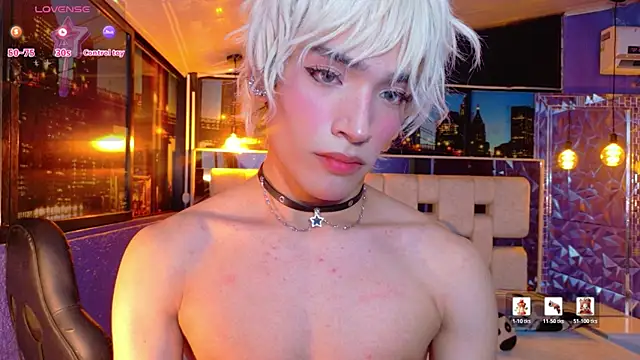 isaac_nova live cam on StripChat