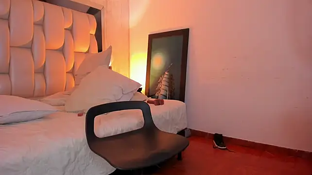 REINA_ADAHARA live sex cam