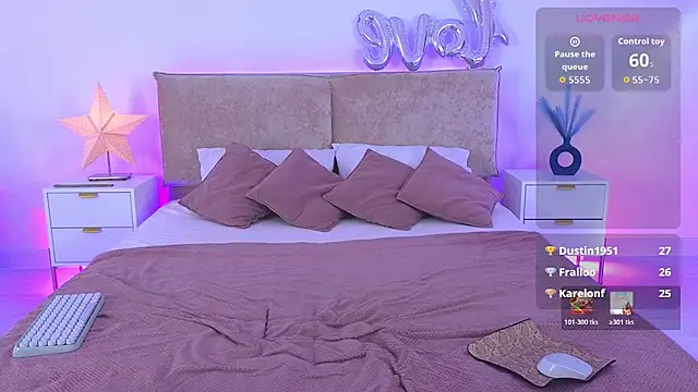Jules_night live cam on StripChat