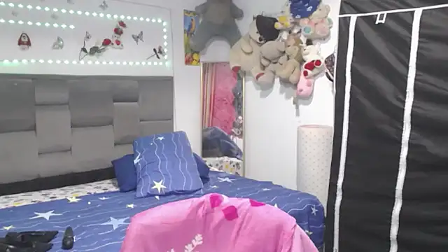 Sharloth_milf