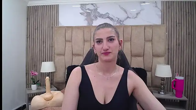 Dafne_castro_ live cam on StripChat
